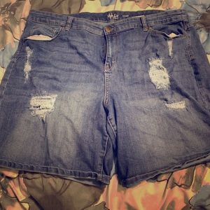 Plus size style and co shorts!